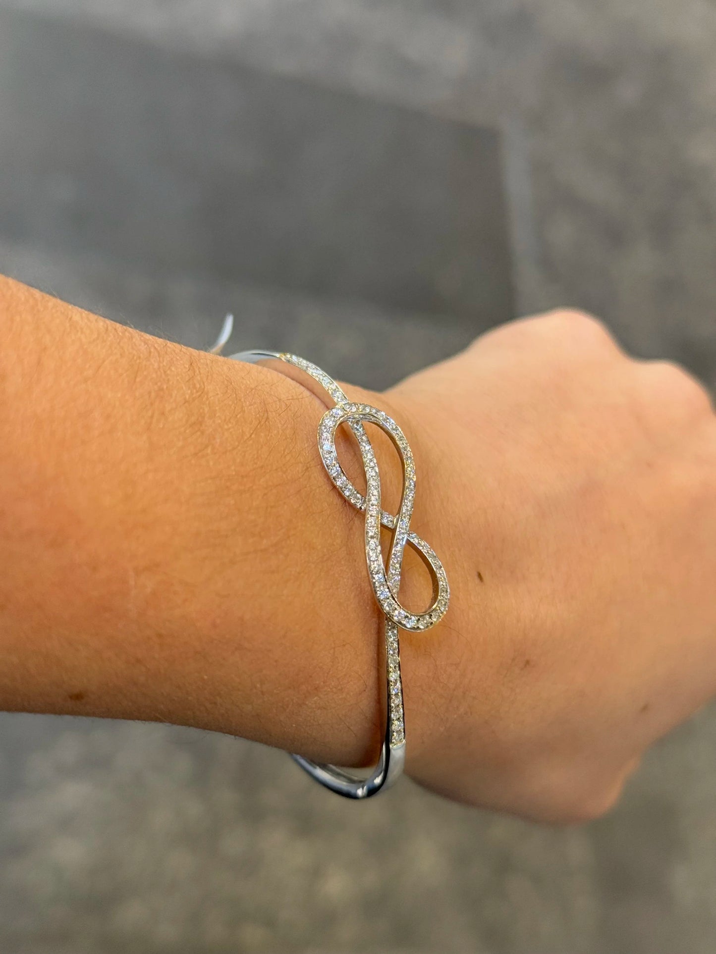 Ladies Infinity Design Bangle Bracelet