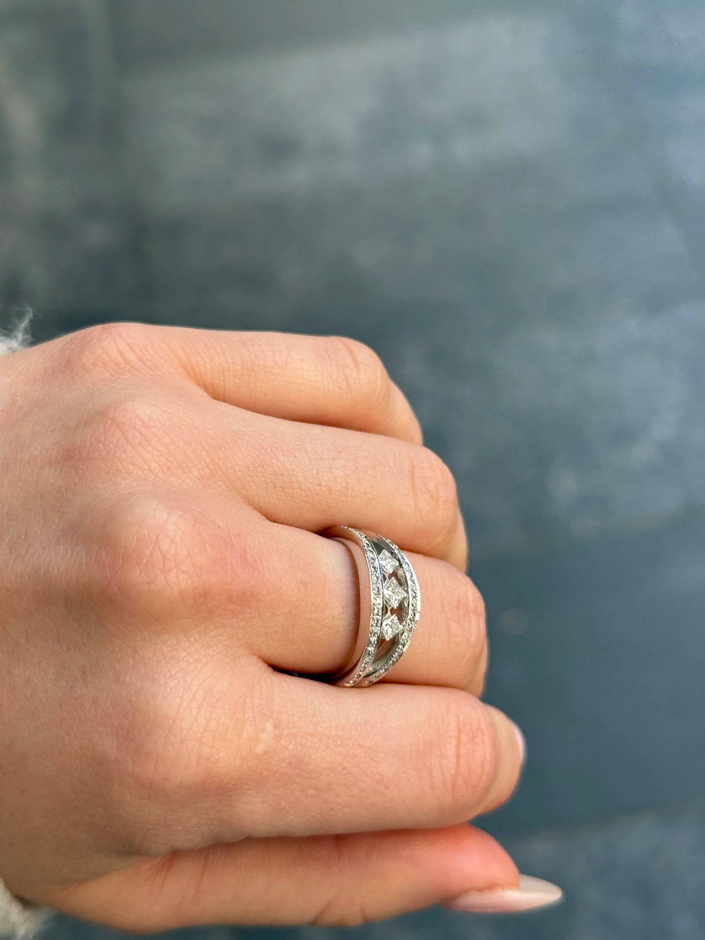 Ladies Spaced Out Princess Diamond Ring