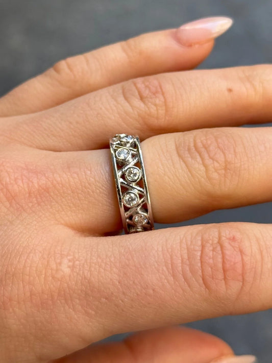 Ladies Spaced Out Bezel Set Band