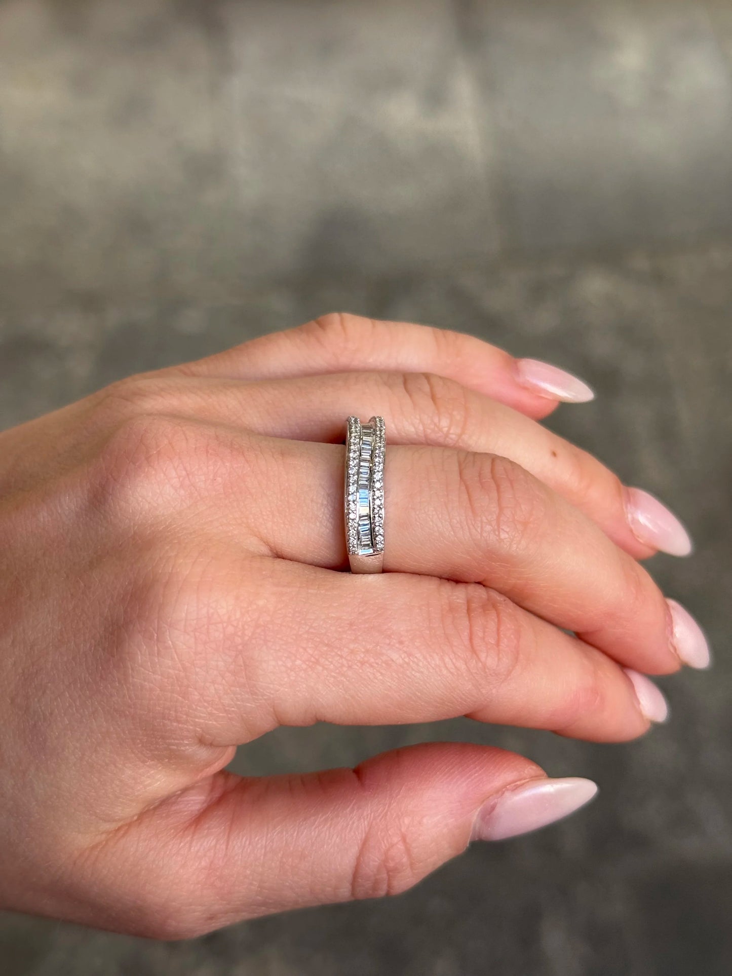 Ladies Curvy Round and Baguette Diamond