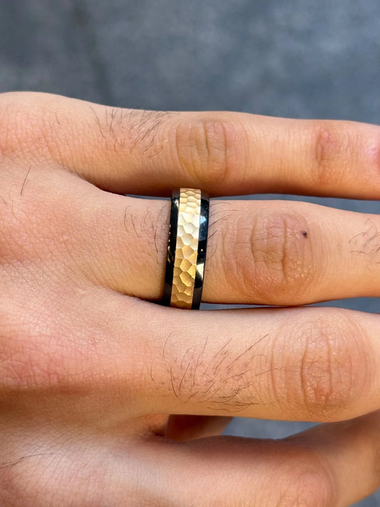 Men’s Yellow Hammered Style Wedding Band