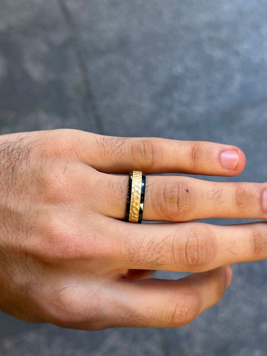 Men’s Yellow Hammered Style Wedding Band