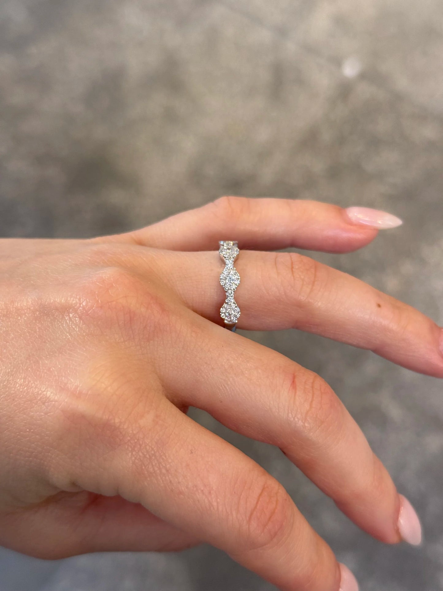 Ladies White Gold Cluster Diamond Ring