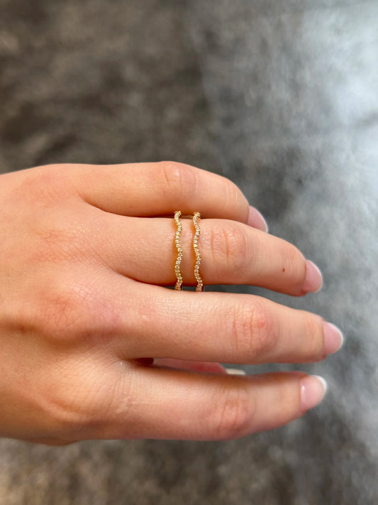 Ladies Wavy Diamond Wedding Band