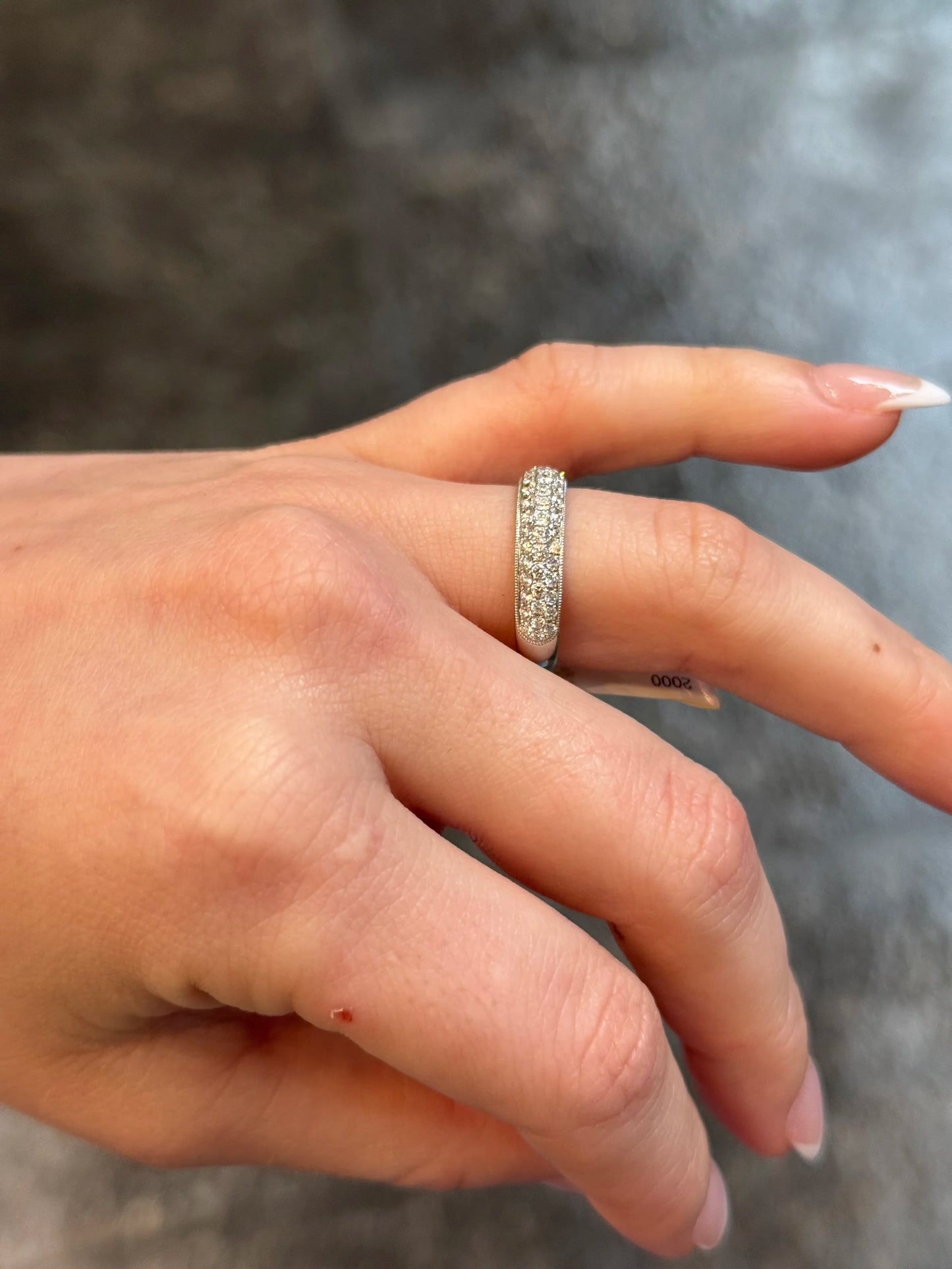 Ladies Milgrain and Pave Set Wedding Band