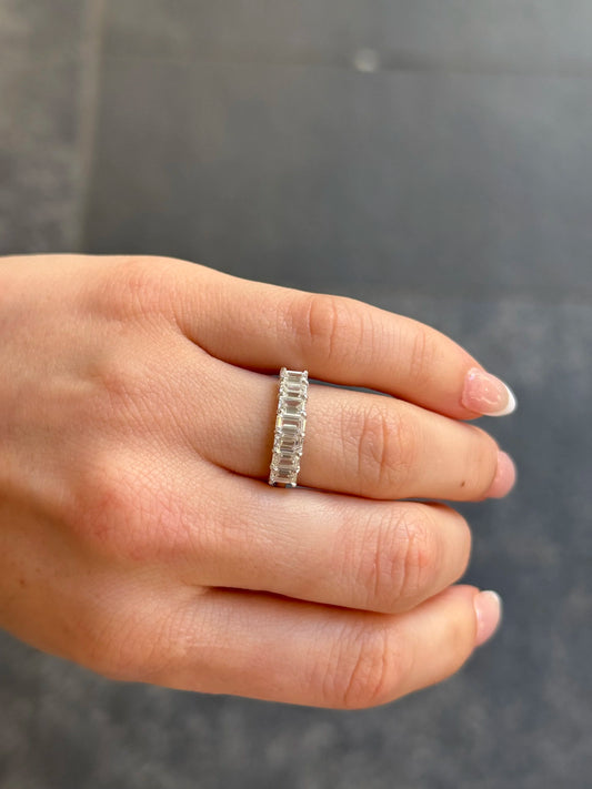 Ladies Emerald Wedding Band