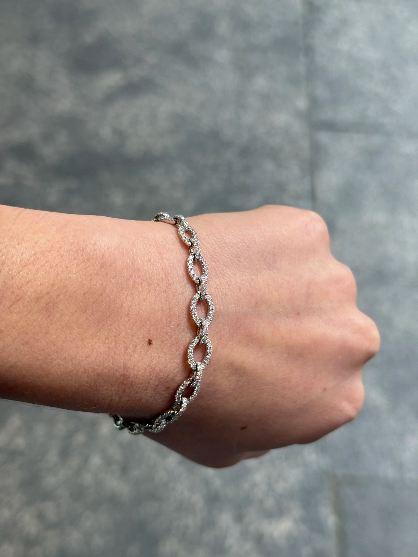 Ladies Chain Link Diamond Bracelet