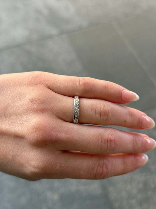 Ladies Three Sided Channel Set Wedding Band