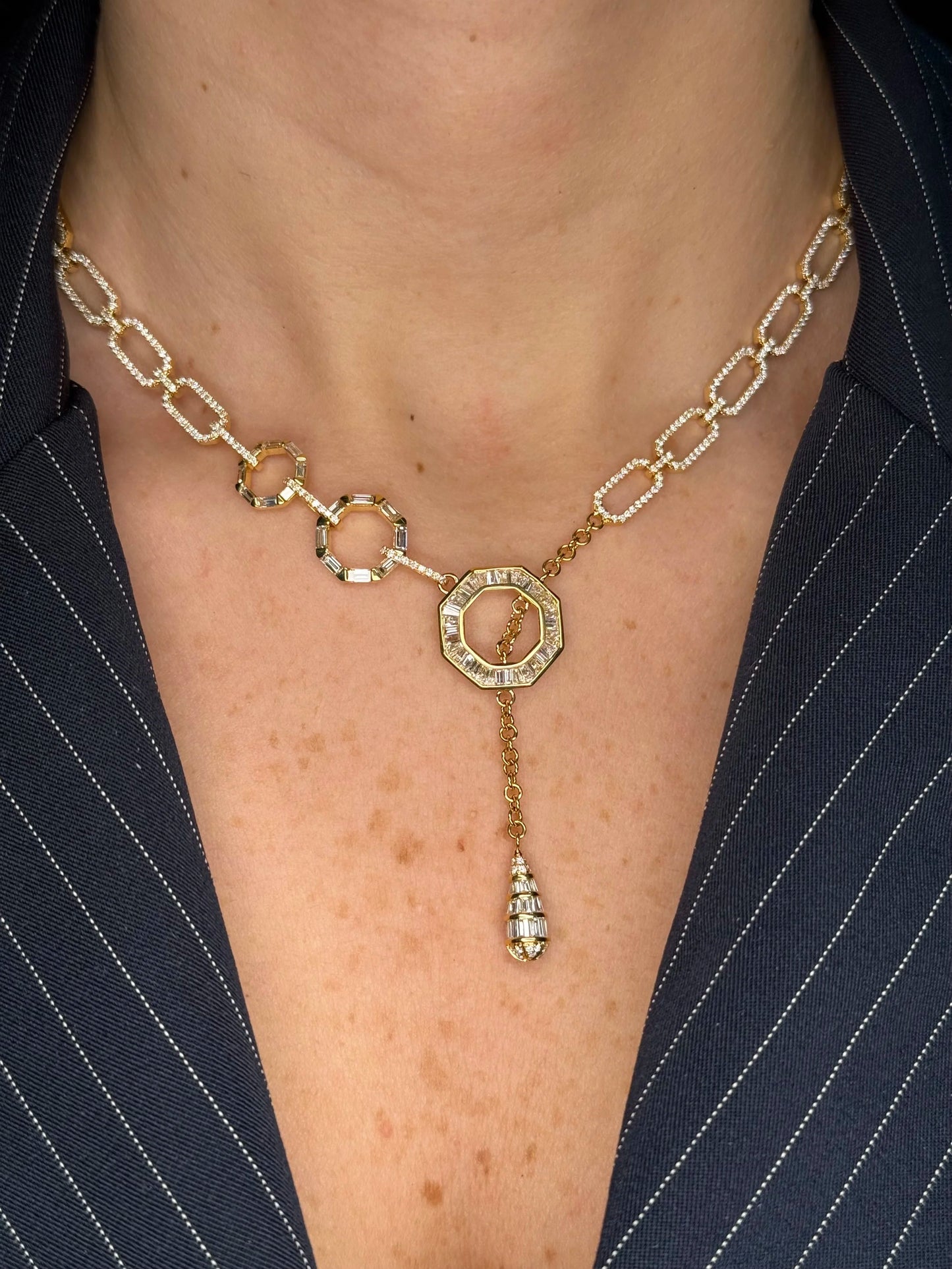 Ladies Elegant Yellow Gold Baguette and Round Diamond Necklace