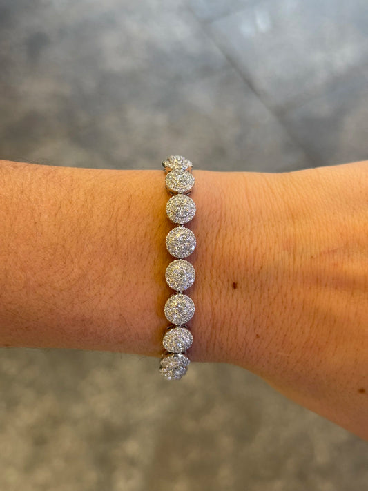 Ladies Round Diamond Cluster Bracelet