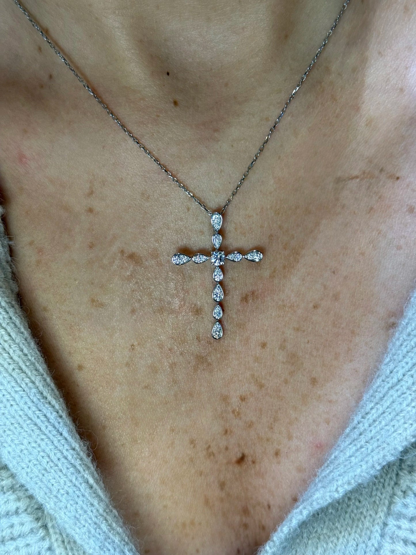 Ladies Round Diamond Cluster Cross Pendant