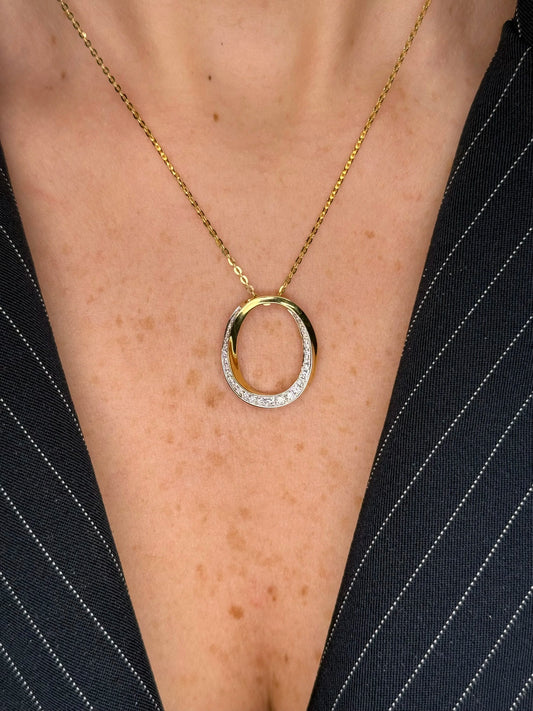 Ladies Hallow Circle Round Diamond and Gold Pendant