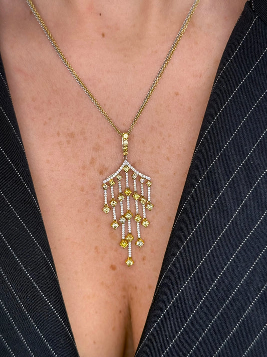 Ladies Double Chain Graduated Rain Diamond Pendant