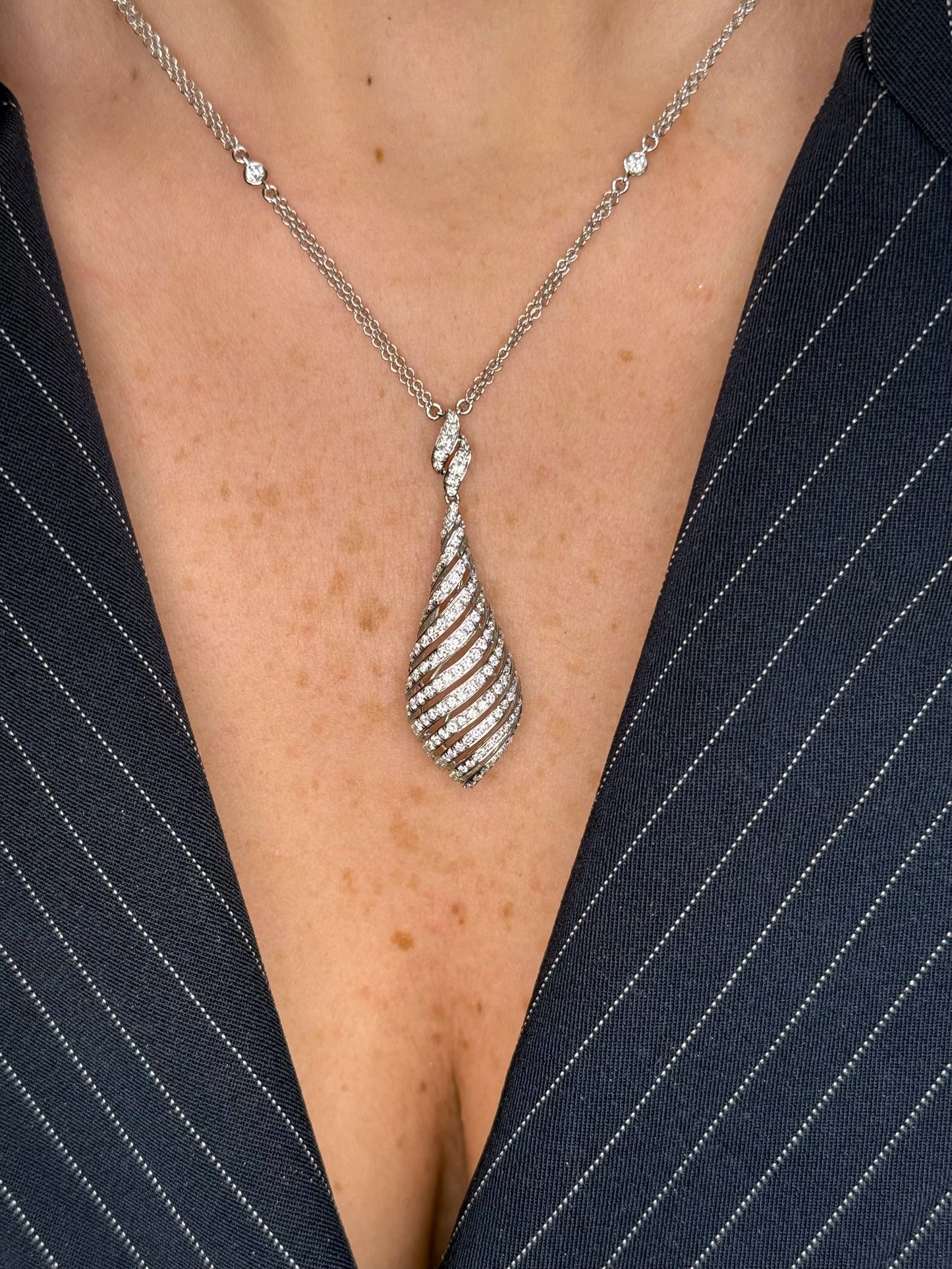 Ladies Spaced Out Double Chain Diamond Pendant