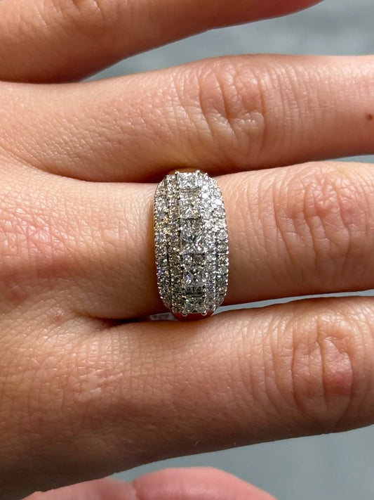 Ladies Round and Princess Cluster Diamond Ring