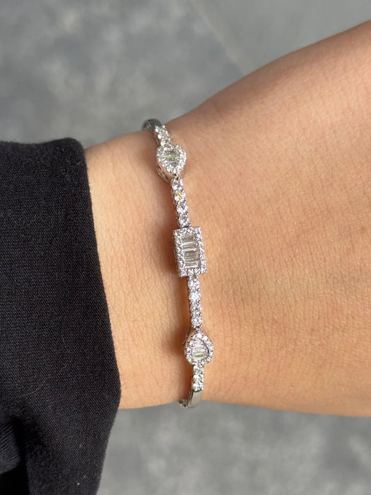 Ladies Emerald and Pear Shape Cluster Bangle Bracelet