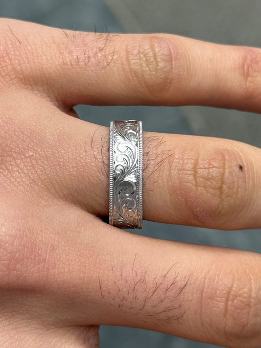 Men's Hand Engraved Center with Miligrain side Wedding Band