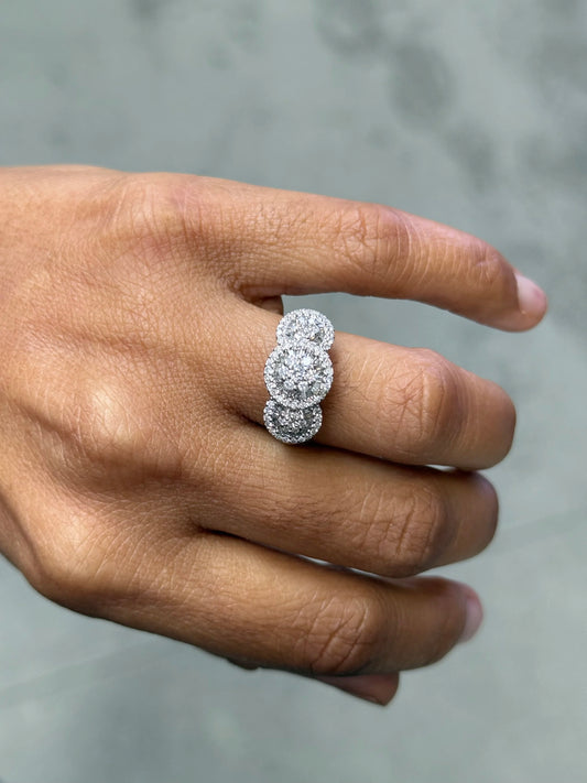 Ladies Three Circle Cluster Diamond Ring