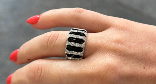 Ladies Alternating Black Onyx and Round Diamond Ring
