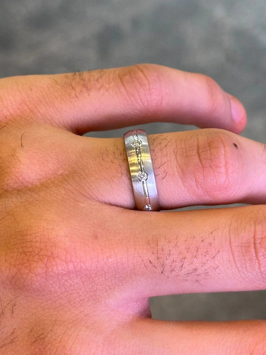 Men’s Spaced Out Polished Bar Diamond Wedding Band