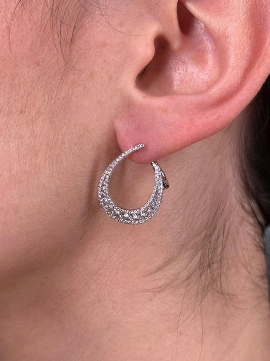 Ladies Diamond Frontal “Huggies"