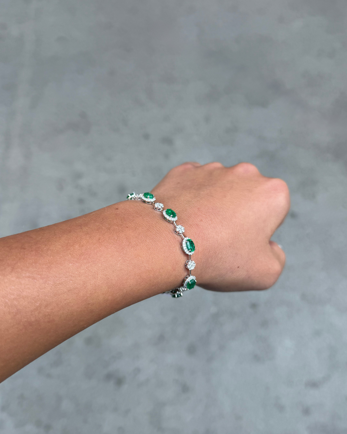 Ladies Emerald and Diamond Halo Bracelet