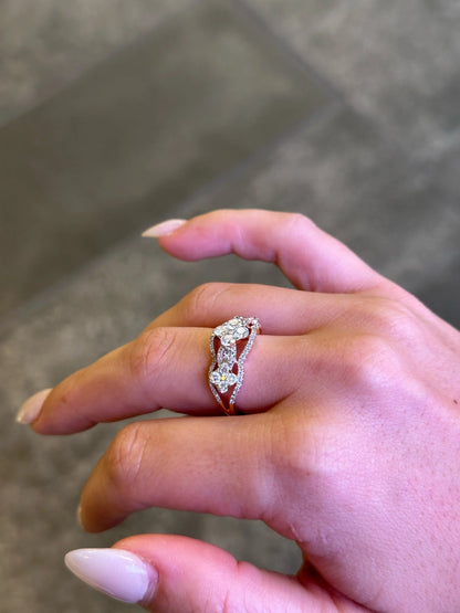 Ladies Three Clover Shaped Fancy Ring
