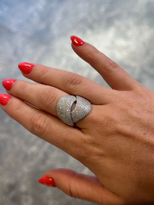 Ladies Wide Twisting Pave Set Round Diamond Ring