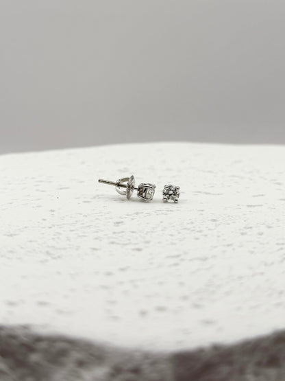 .50cttw Diamond Stud Earring