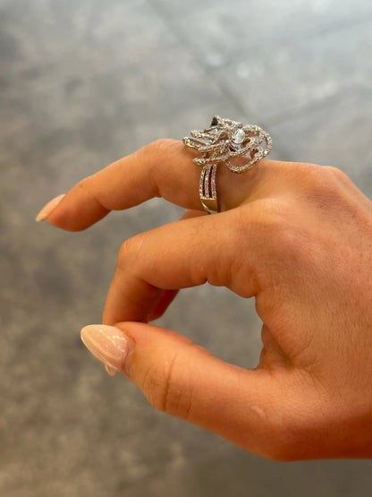 Ladies Flower Round Diamond Ring