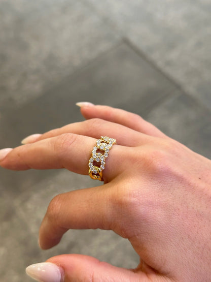 Ladies Link Round Diamond Ring