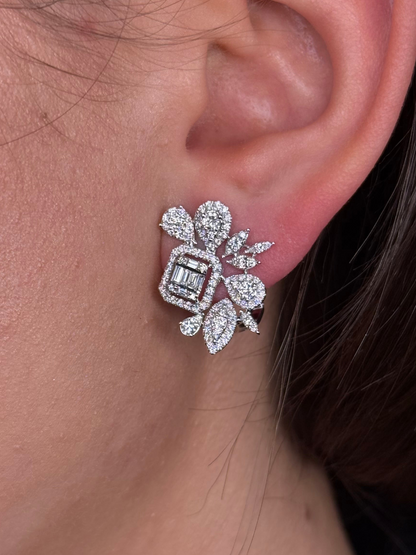 Ladies Baguette and Round Diamond Cluster Earring