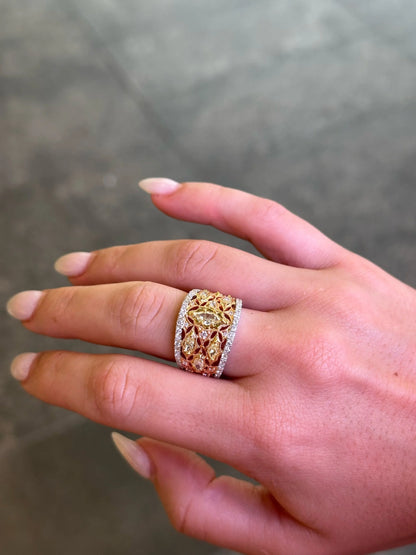 Ladies Wide Filigree Design Ring