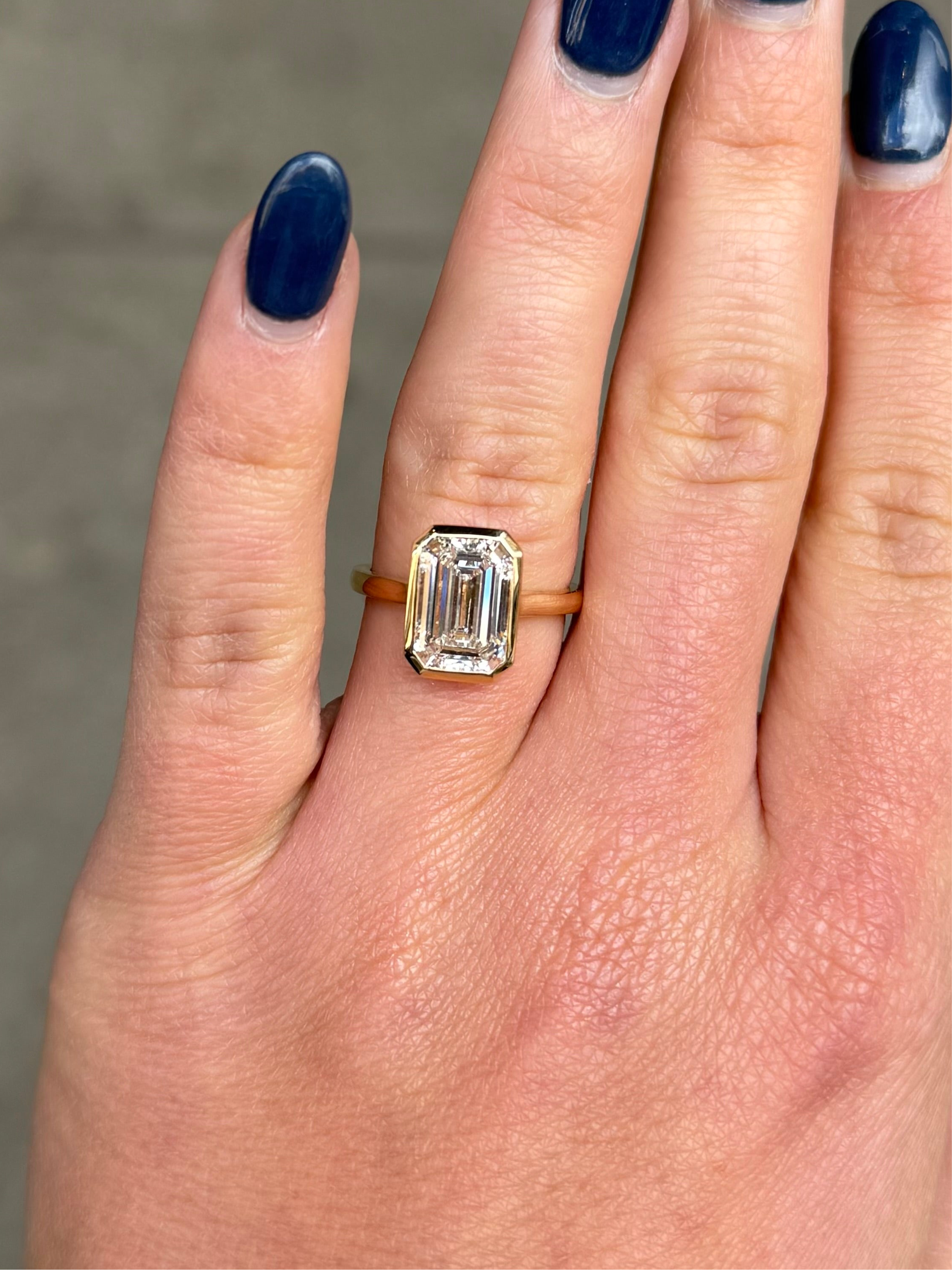 Ladies Lab Grown Emerald Bezel Engagement Ring