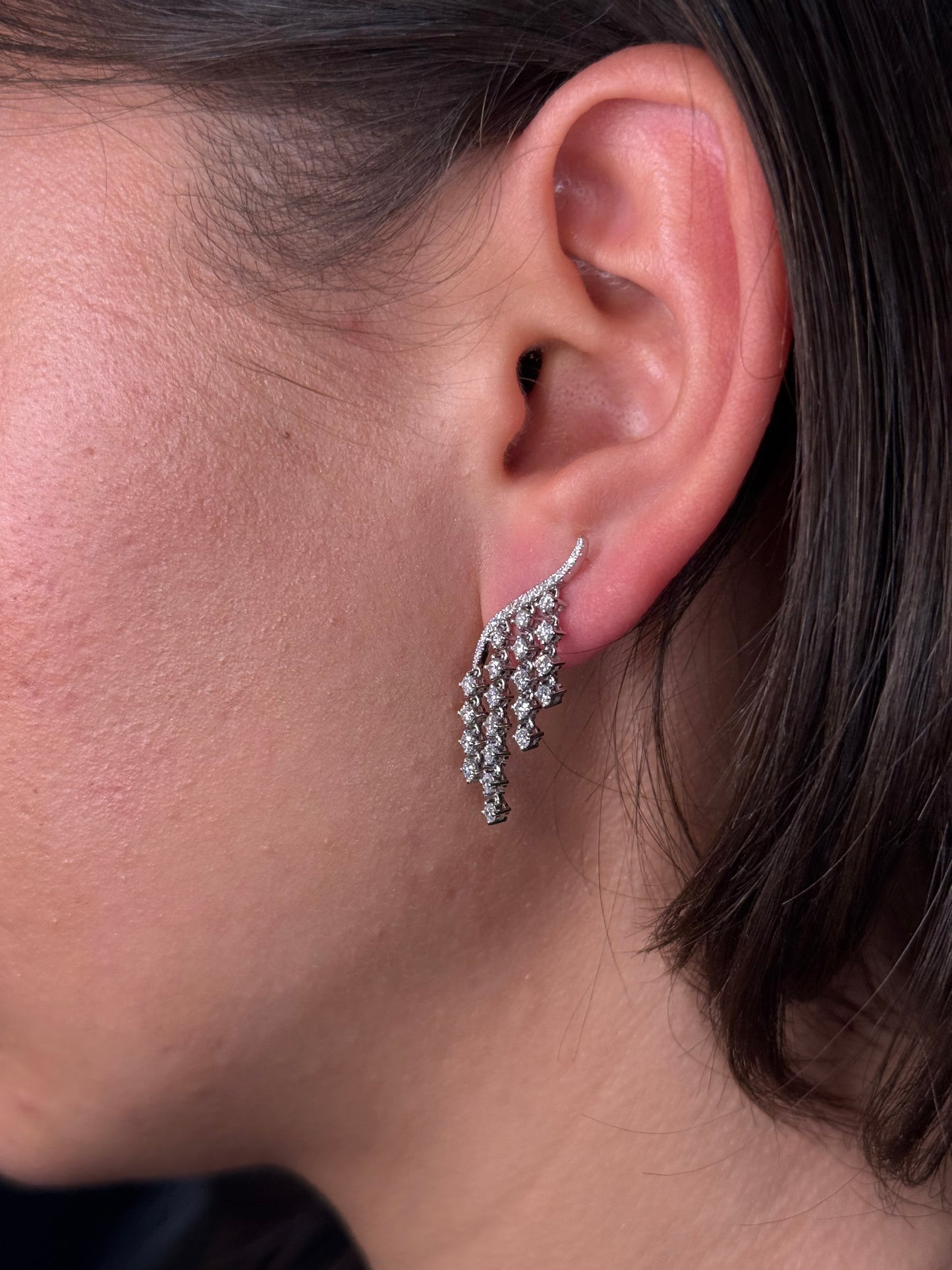 Ladies Round Diamond Dangling Climber Earring