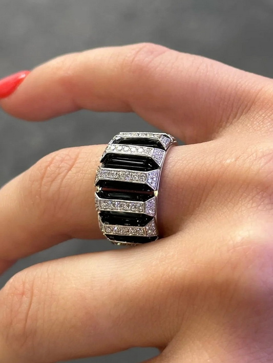 Ladies Alternating Black Onyx and Round Diamond Ring