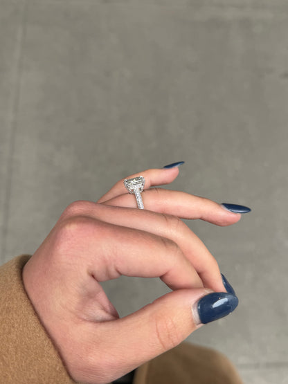 Ladies Radiant Engagement Ring with Under Halo