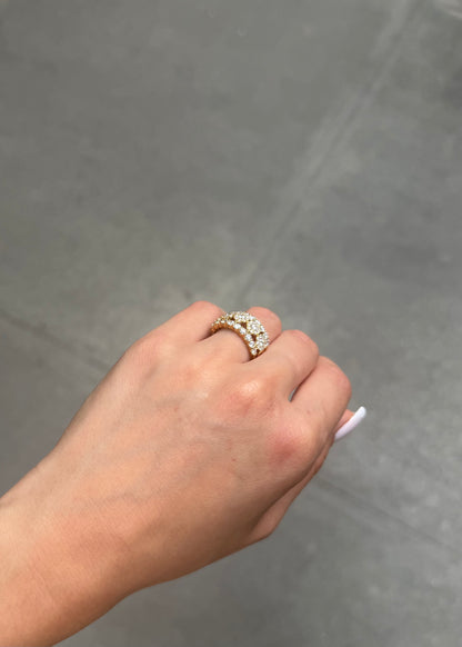 Ladies Wide 5 Round Diamond Cluster Ring