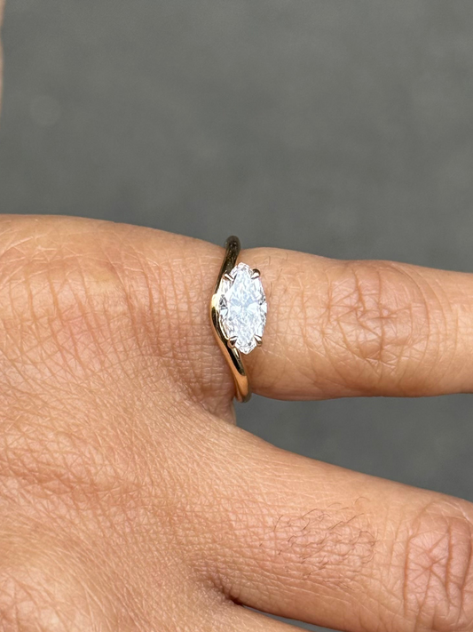 Ladies Horizontal Set Marquise Lab Grown Diamond Ring