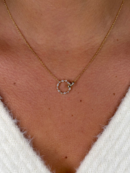 Ladies Alternating Marquise and Round Diamond Circle Necklace