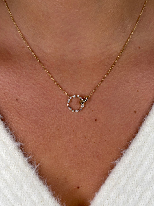 Ladies Alternating Marquise and Round Diamond Circle Necklace
