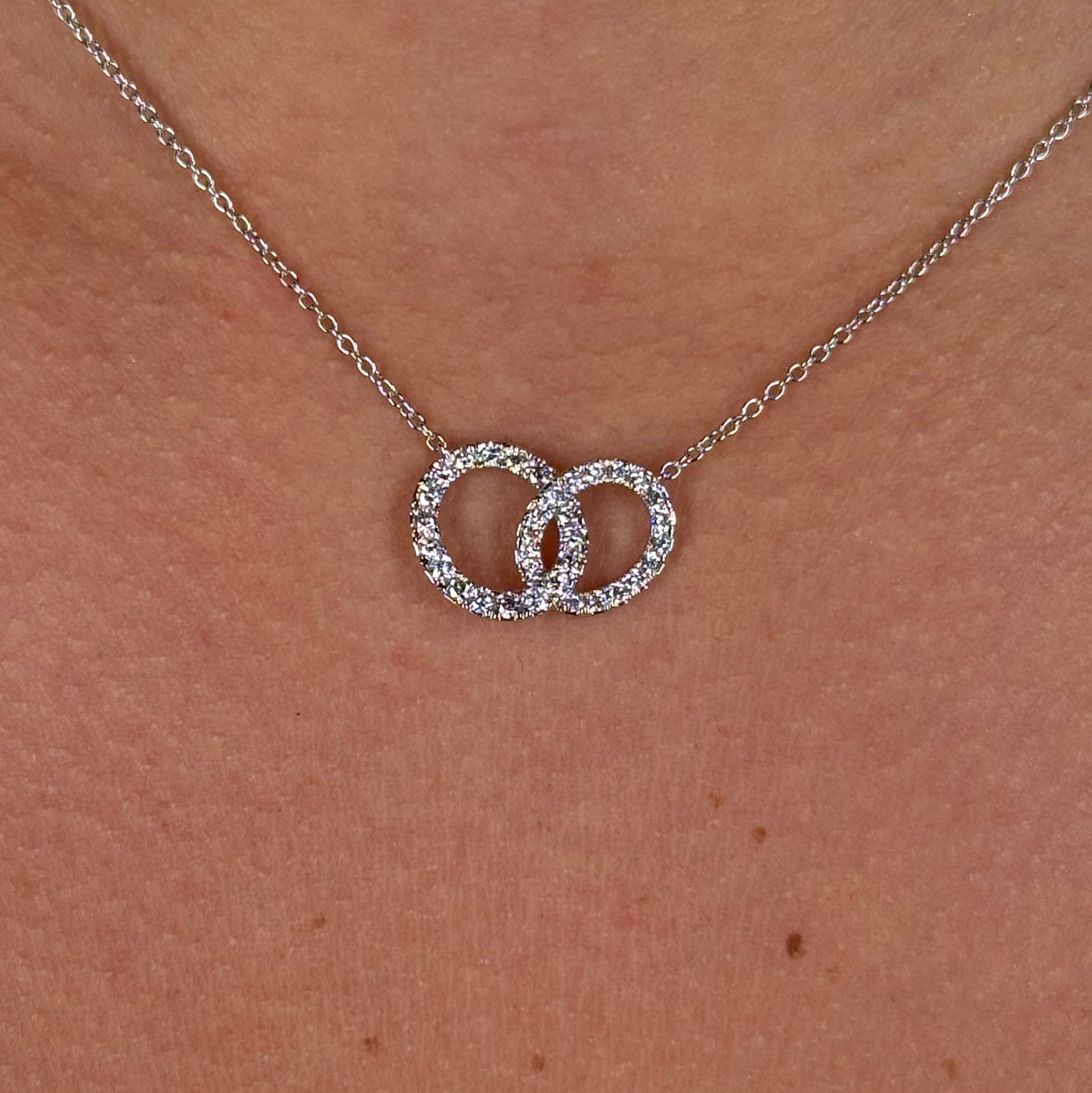 Ladies 2 Circle Round Diamond Necklace