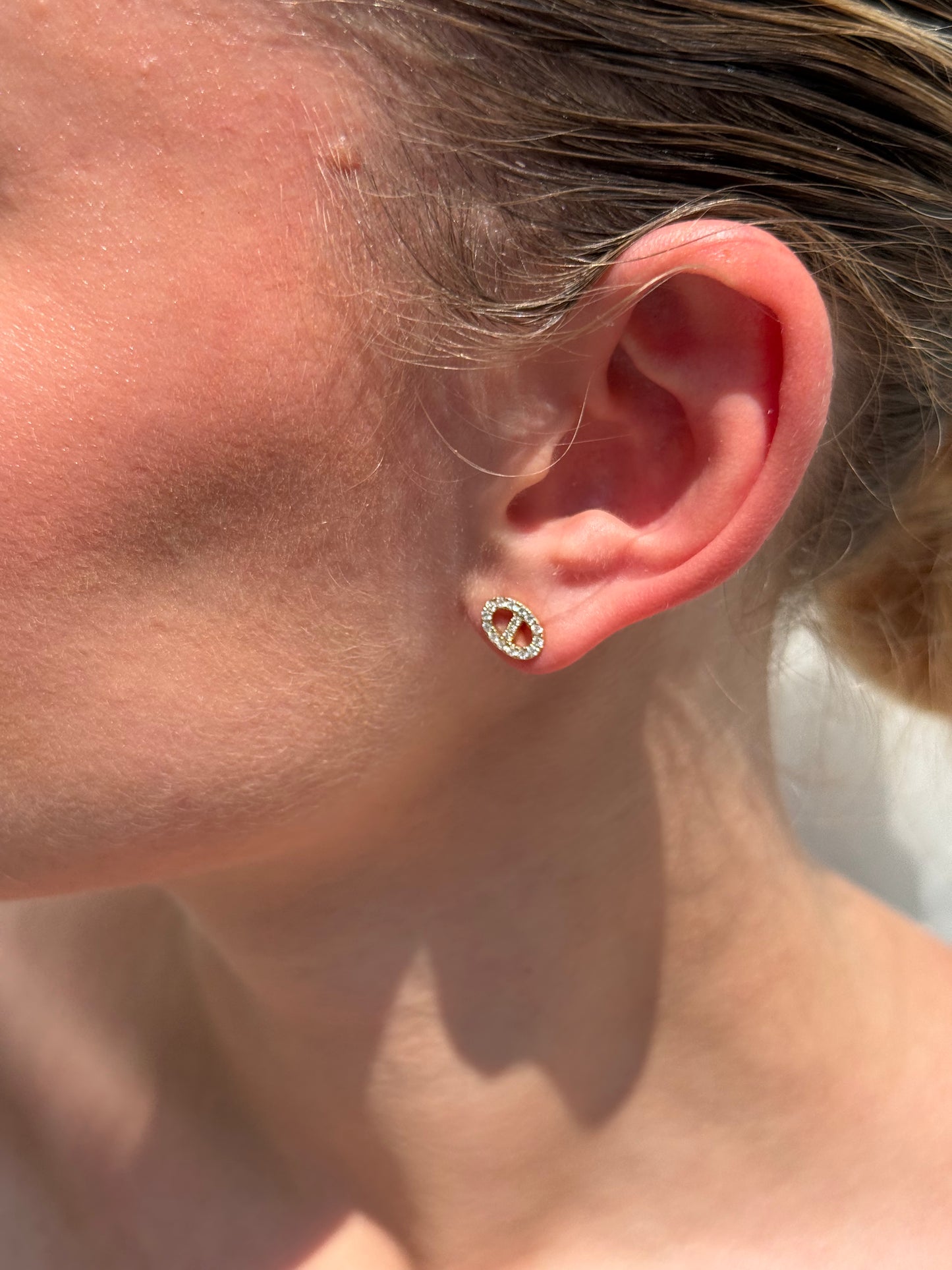 Ladies Oval Link Stud Earring