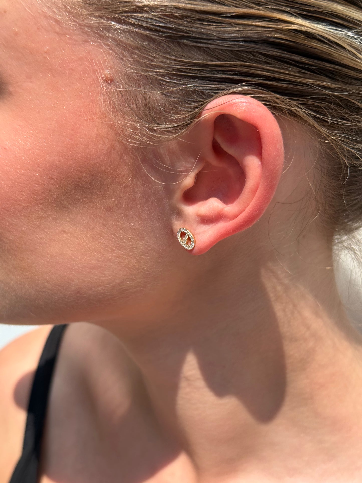 Ladies Oval Link Stud Earring