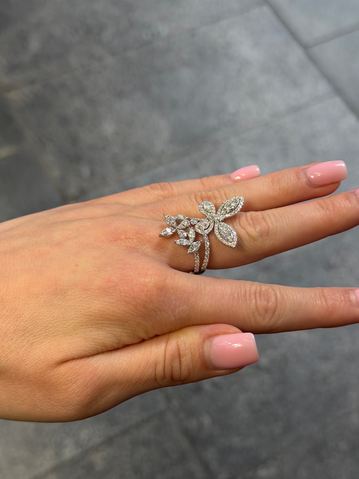 Ladies 3 Butterfly Wide Fancy Ring