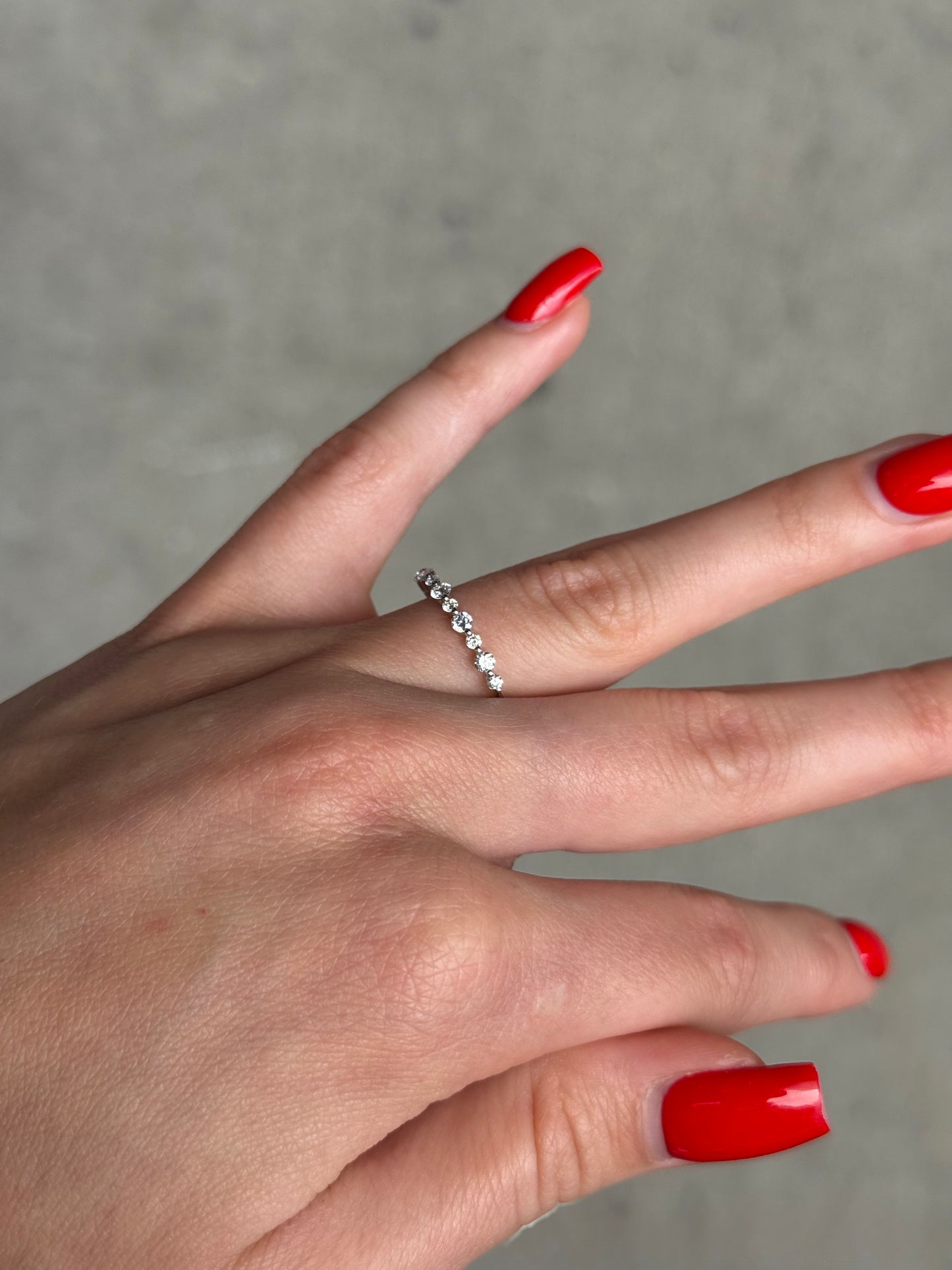 Ladies Single Prong Halfway Wedding Band