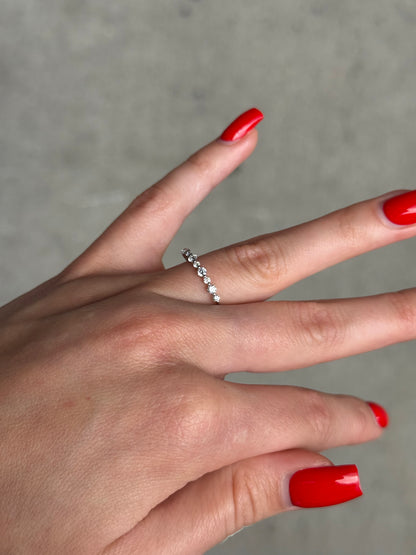Ladies Single Prong Halfway Wedding Band