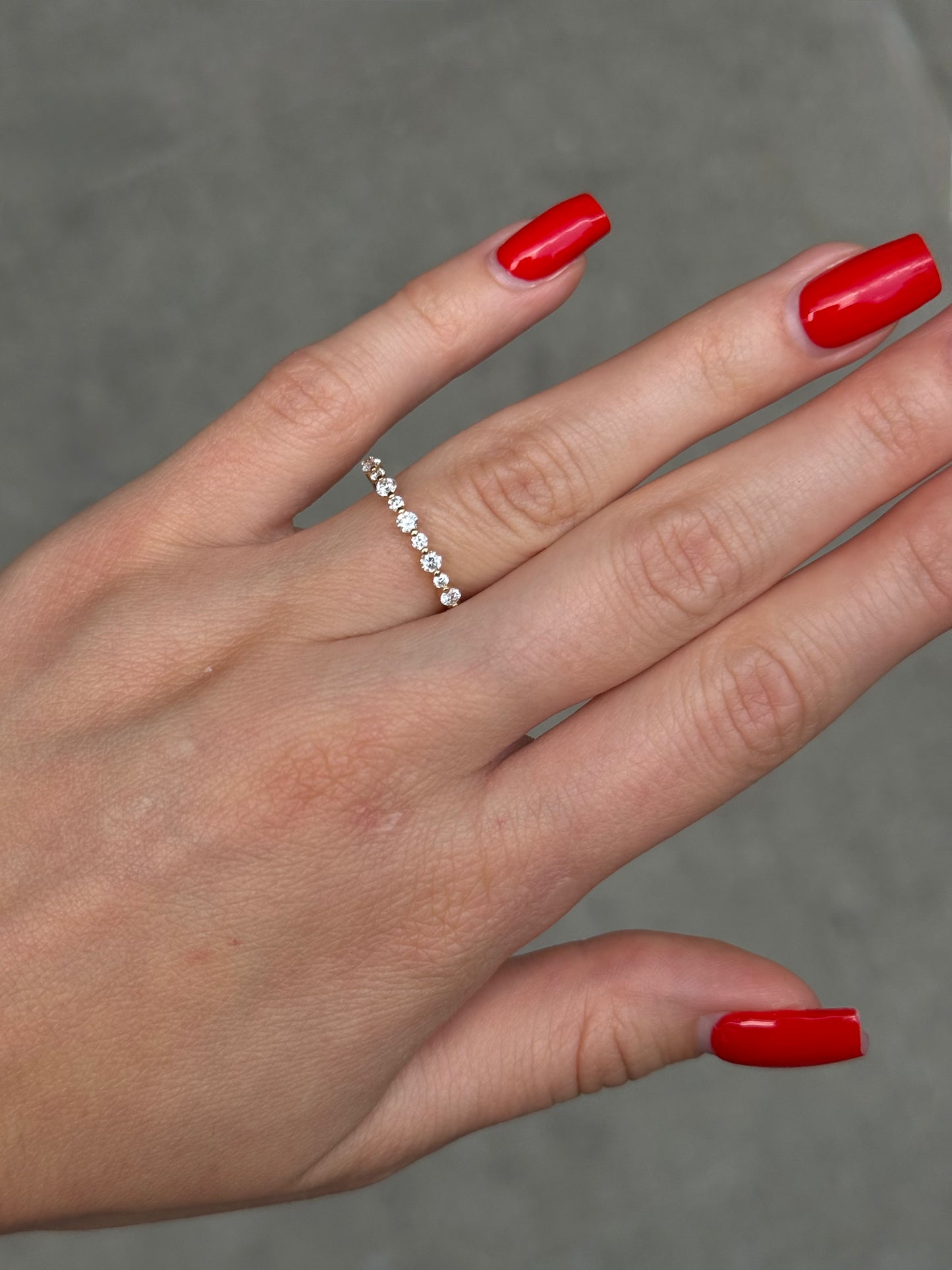 Ladies Single Prong Halfway Wedding Band