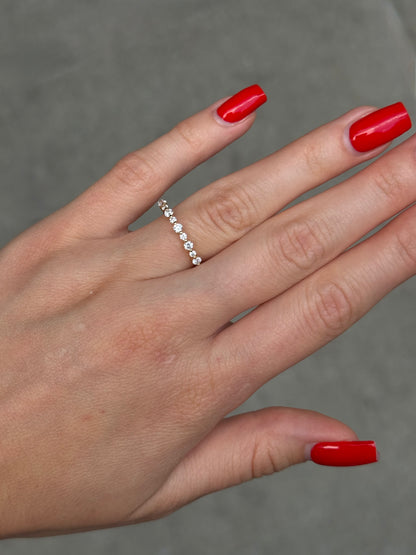 Ladies Single Prong Halfway Wedding Band
