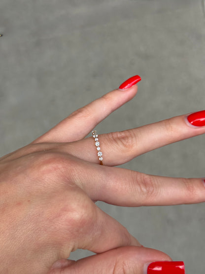 Ladies Single Prong Halfway Wedding Band